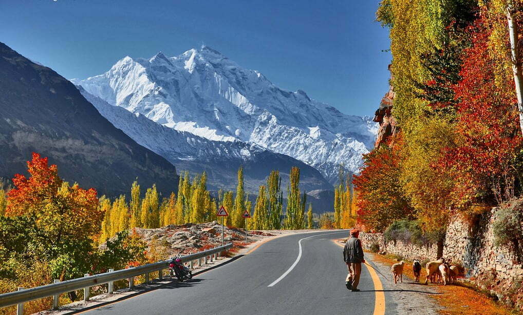 Hunza Valley Autumn Tour
